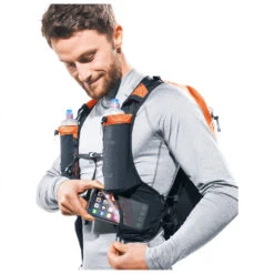 Deuter Ascender 7 - Trail Running Backpack 22 Deuter Ascender 7 - Trail Running Backpack -Camping Specialty Store deuter ascender 7 trail running backpack detail 10